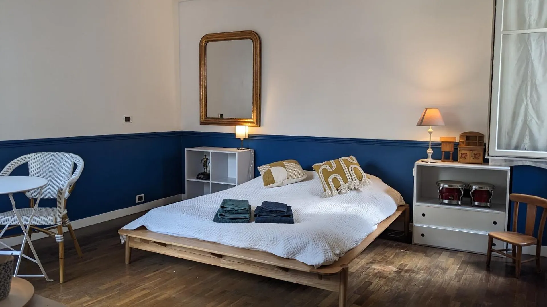 D'hotes Calmes Sur Jardin Batignolles 파리