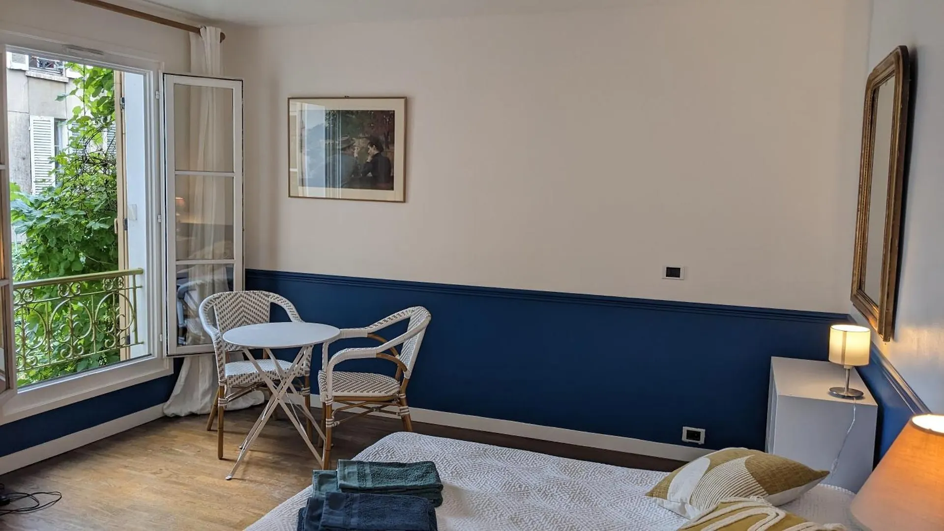 D'hotes Calmes Sur Jardin Batignolles 파리