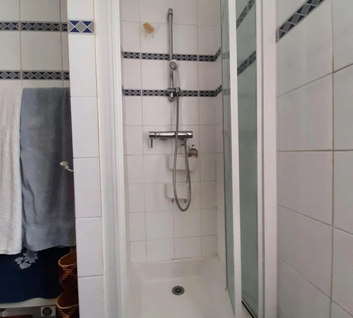 Guest house D'hotes Calmes Sur Jardin Batignolles